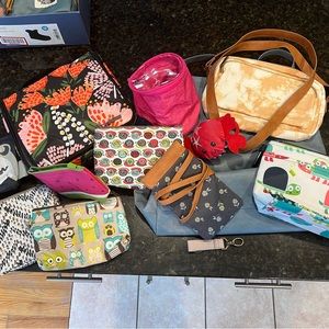 Huge lot of thirty one bags